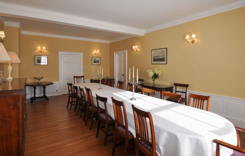 Cray House Luxury Self catering Exclusive use Private dining