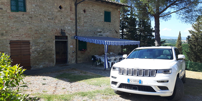 casa-tuscany alan douglas luxury car break