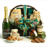 Champagne Gourmet Food Hamper