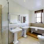 Alladale Lodge Bathroom